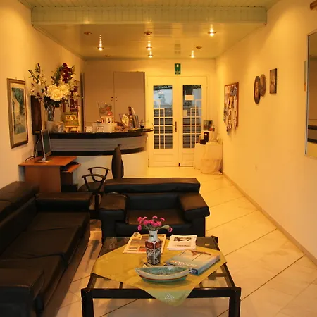 Aparthotel Hermes Sea View