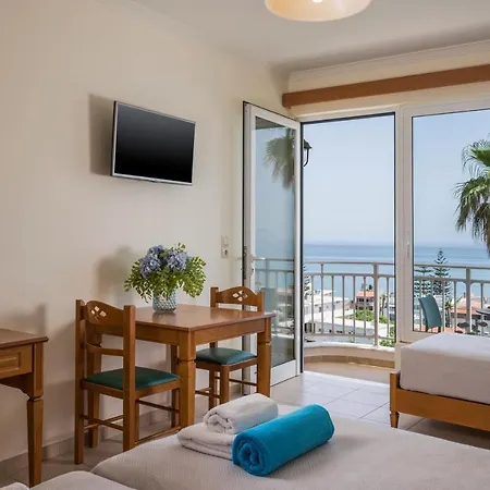 Ξενοδοχείο με διαμερίσματα Hermes Sea View 3*